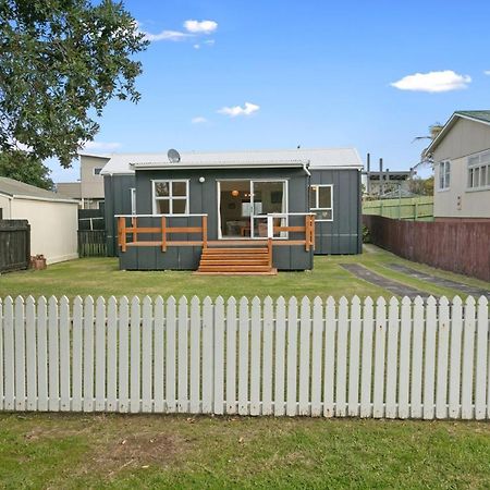 Clara'S Togs And Towels - Waihi - Bachcare Nz Villa Exterior photo